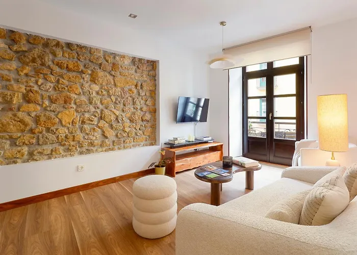 Duplex Casco Historico-catedral Parking Incluido * Οβιέδο