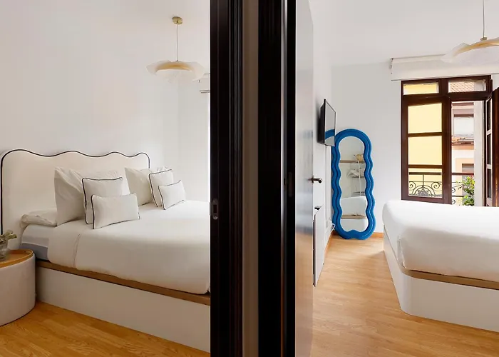 Duplex Casco Historico-catedral Parking Incluido * Οβιέδο