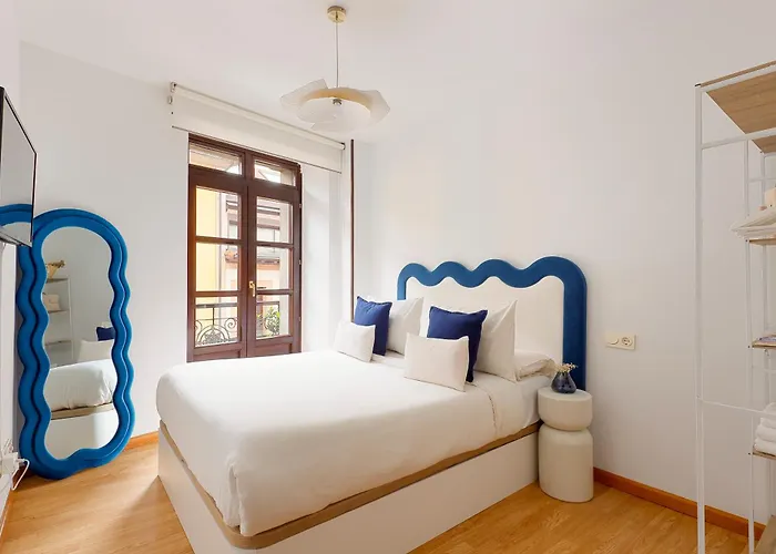 Duplex Casco Historico-catedral Parking Incluido *